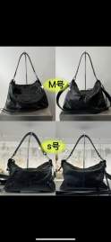 Picture of Balenciaga Handbags _SKUfw211202145fw